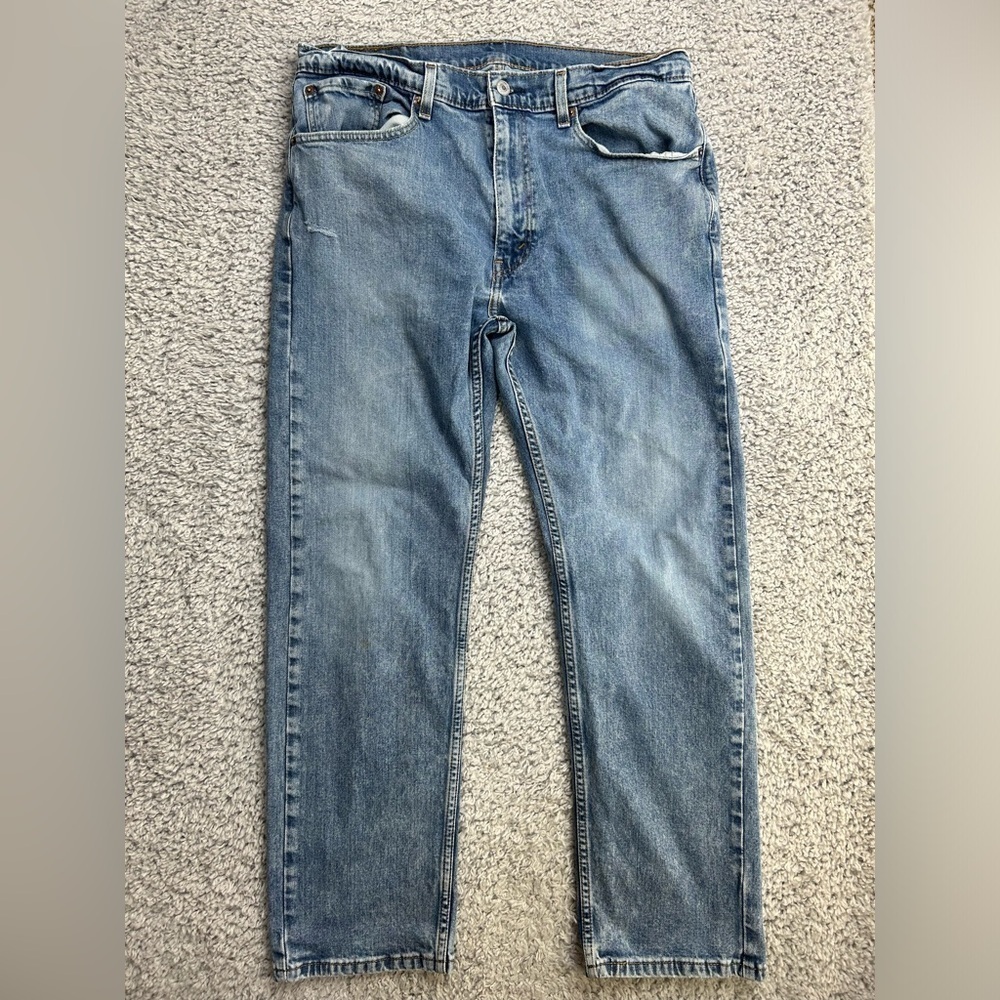 Levi's Jeans Mens 36 x 30 Relaxed Fit Light Wash Distressing Casual Denim Basic